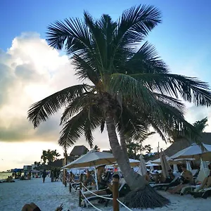 https://bella-studios-boutique.quintano-roohotels.com